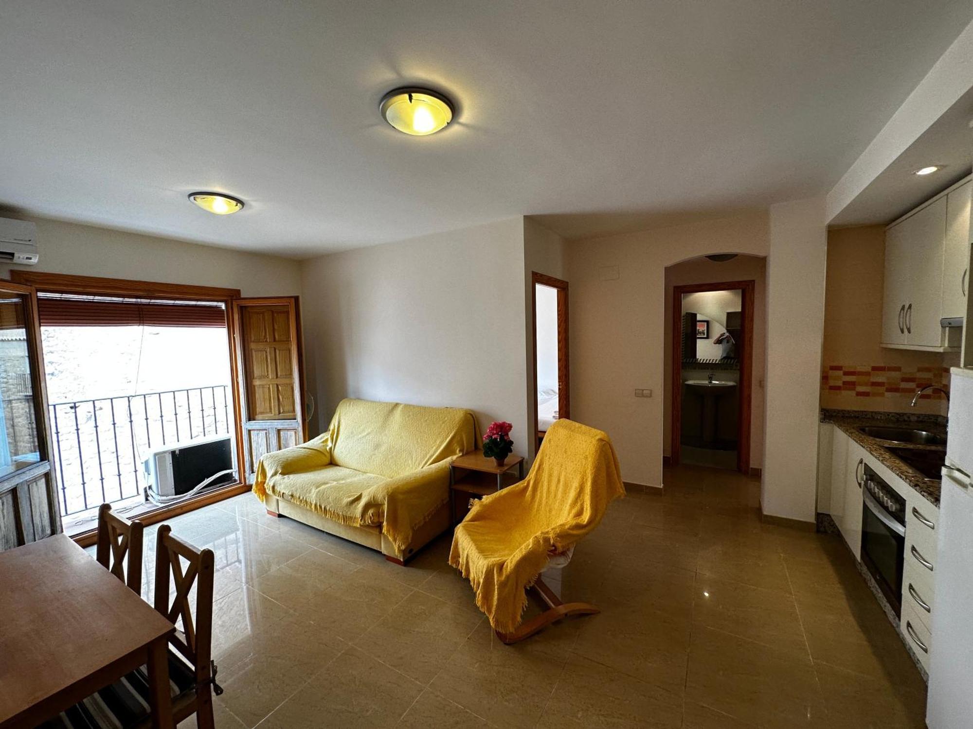 Mu, Apartamento Situada En La Muralla Del Casco Historico Ла-Віла-Джойоза Екстер'єр фото