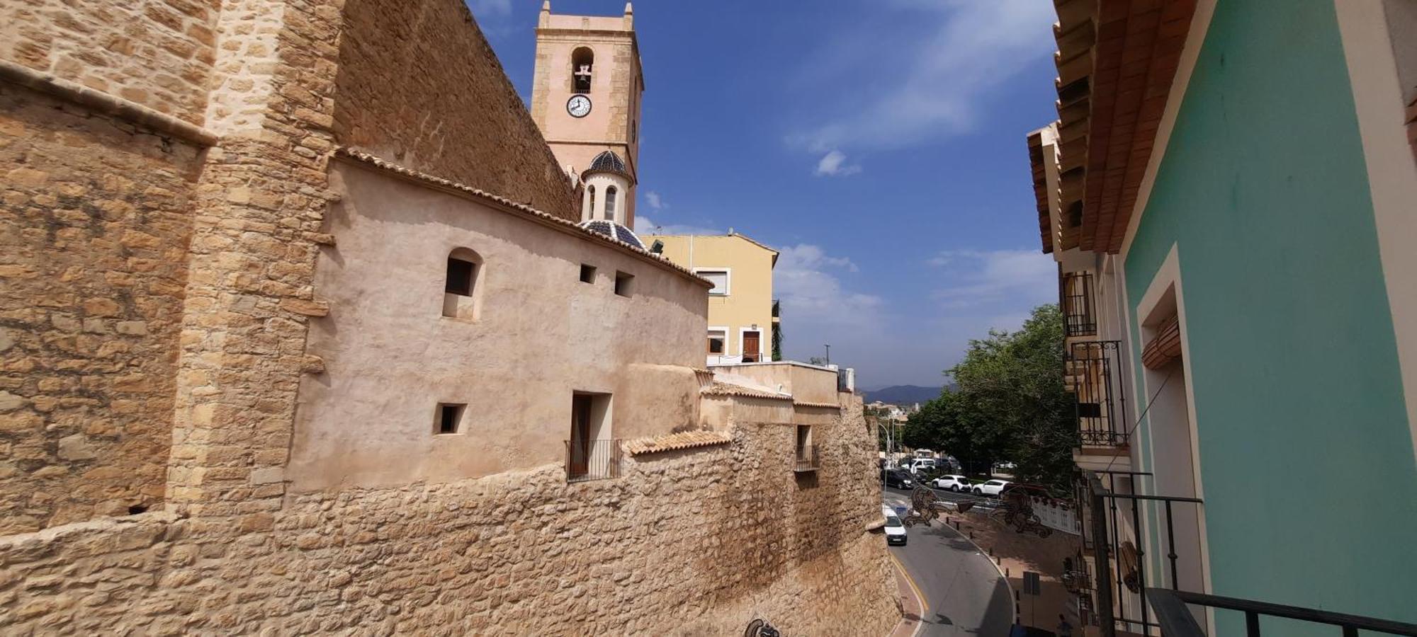 Mu, Apartamento Situada En La Muralla Del Casco Historico Ла-Віла-Джойоза Екстер'єр фото