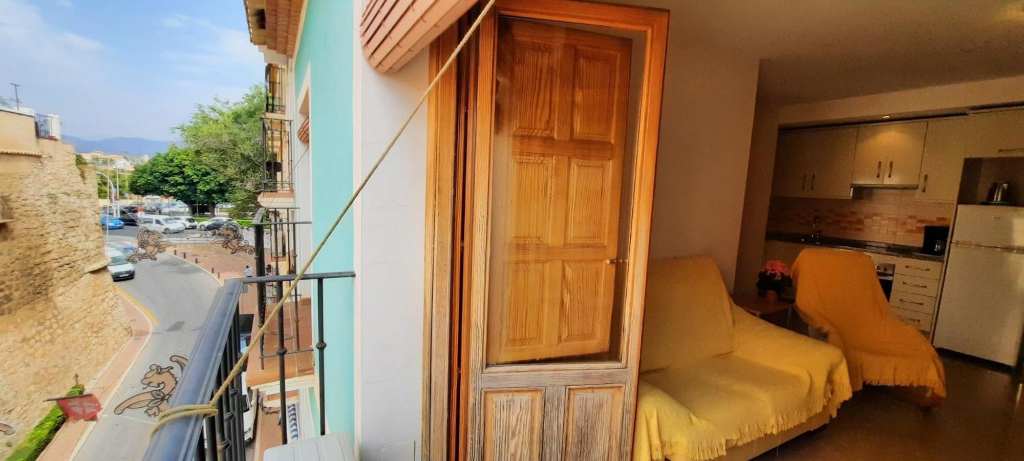 Mu, Apartamento Situada En La Muralla Del Casco Historico Ла-Віла-Джойоза Екстер'єр фото