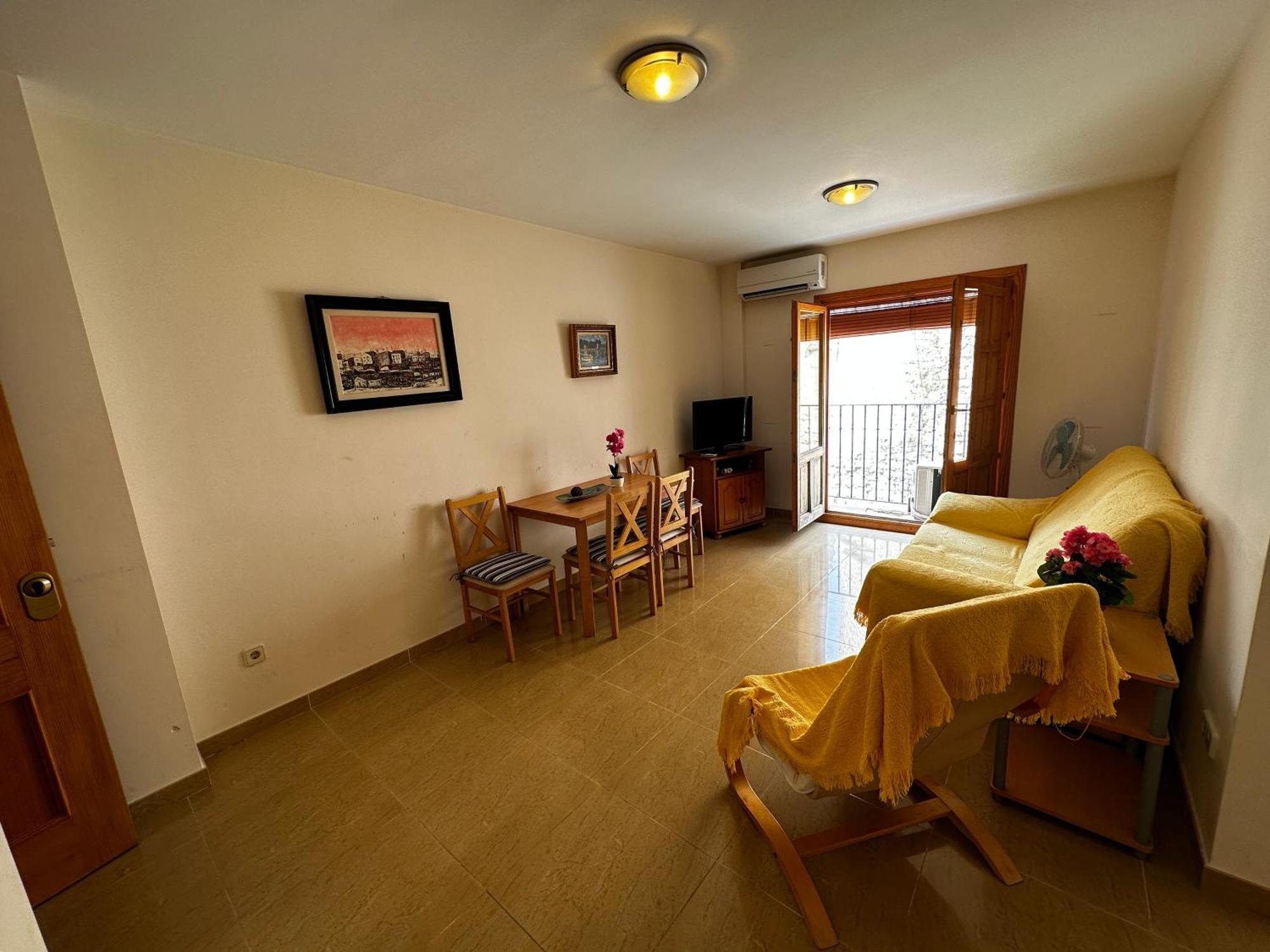 Mu, Apartamento Situada En La Muralla Del Casco Historico Ла-Віла-Джойоза Екстер'єр фото
